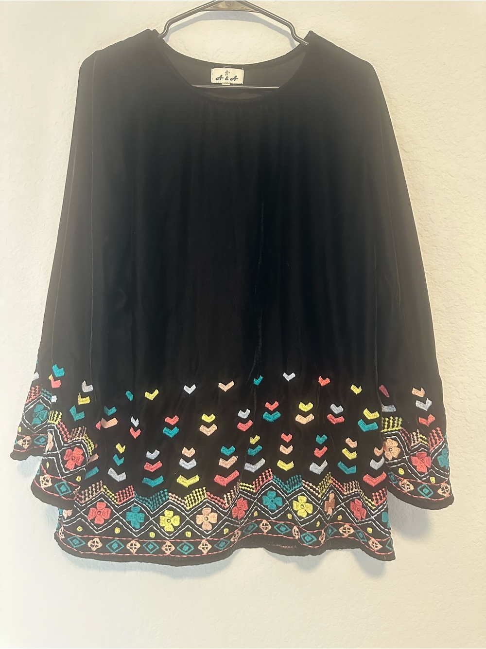 A&A Large Black Multi Color Floral Embroidered Tunic T-Shirt Boho Dress